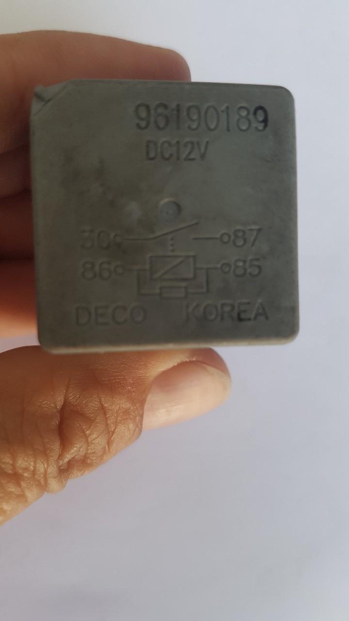 Relay 4 chân trong hộp cầu chì Daewoo 12V-hàng tháo xe