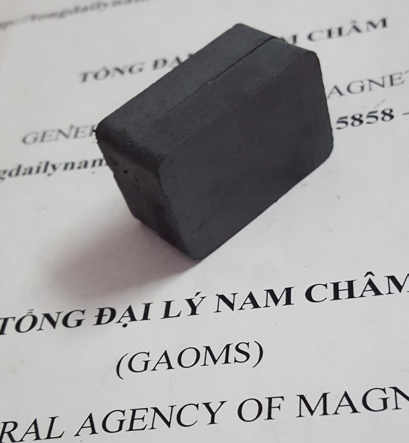 5 viên nam châm đen 40x25x10mm