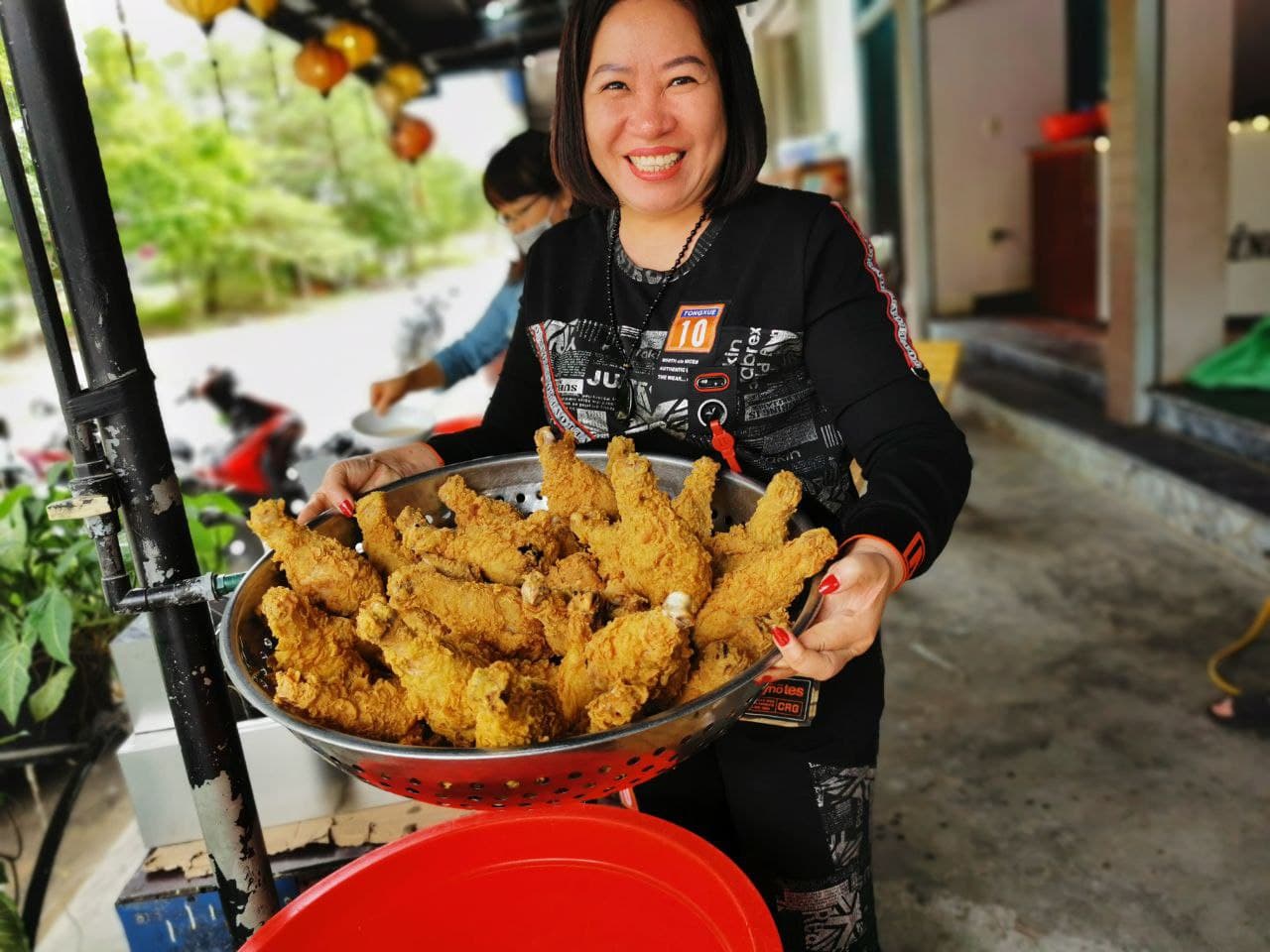 Bột chiên gà cô Tám