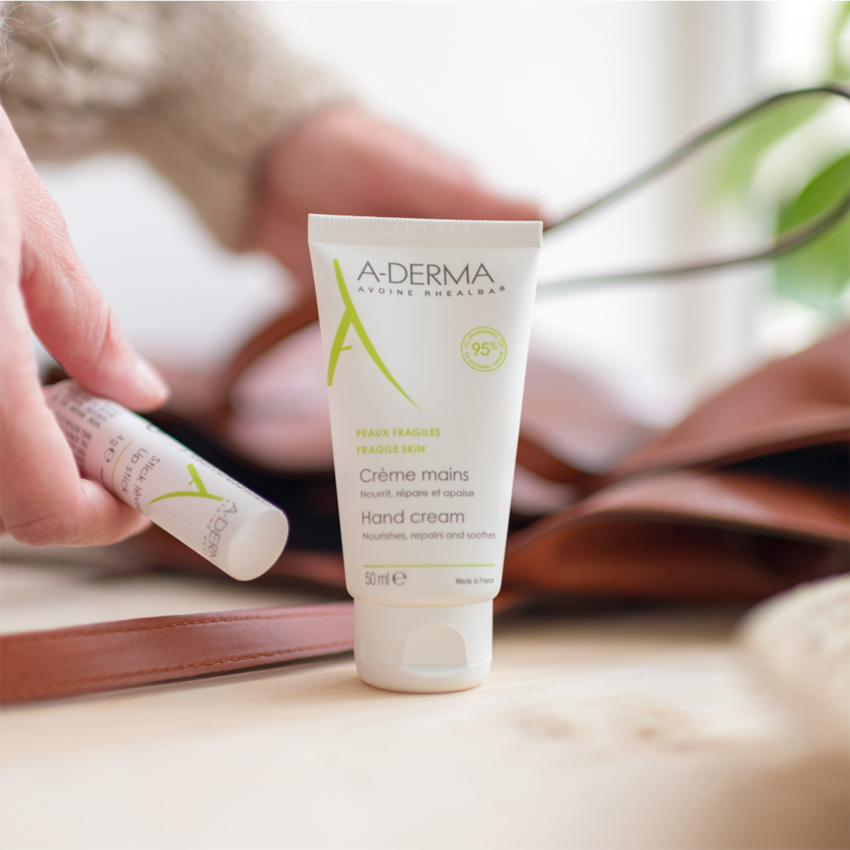 A-DERMA Son dưỡng ẩm LIP STICK