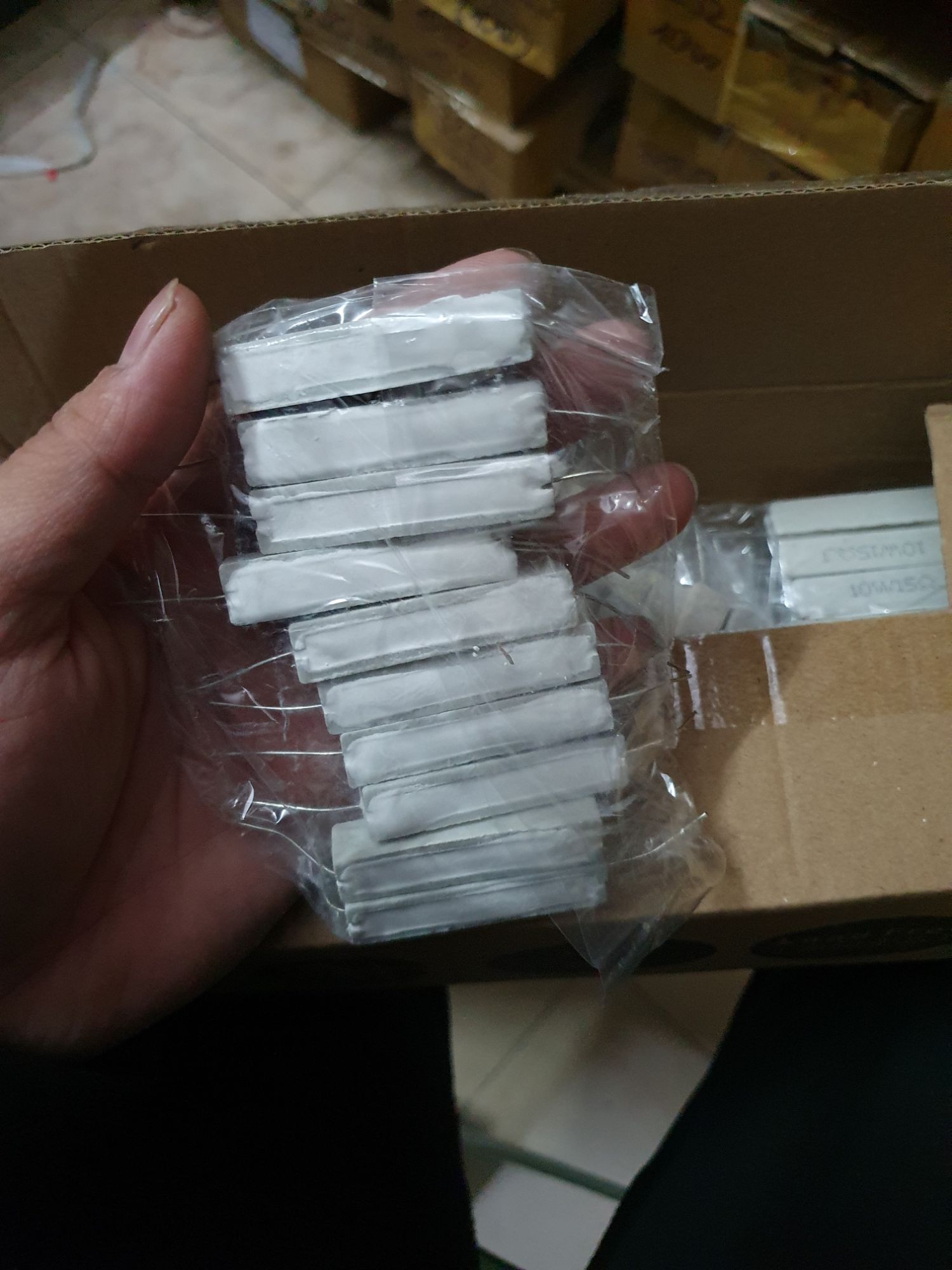 10 con trở sứ 15 ôm 10w