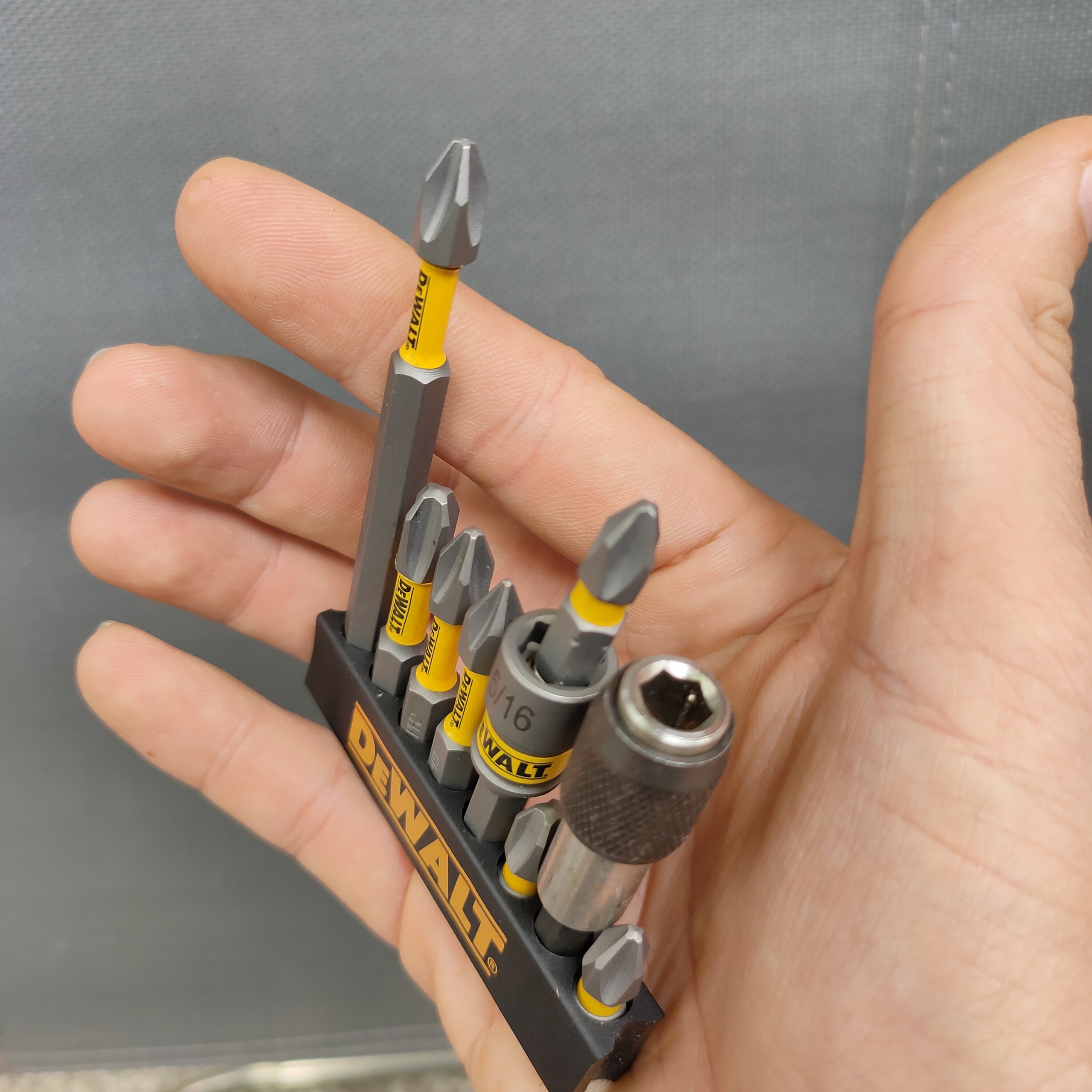 [HCM]Combo Mũi Vít Dewalt Socket ( Loại Thép Đen )