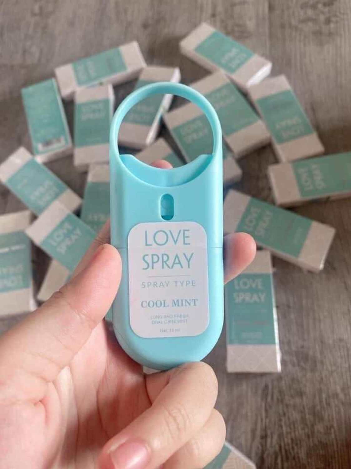XỊT THƠM MIỆNG LOVE SPRAY BẠC HÀ