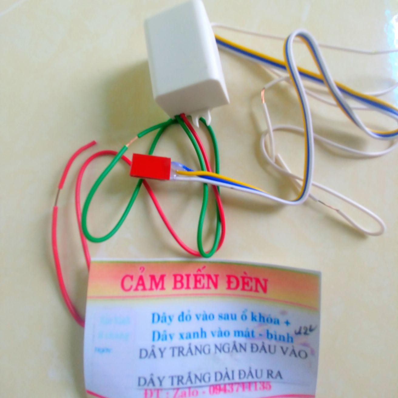 CẢM BIẾN BẬT TẮT ĐÈN XE MÁY XUYÊN QUA NHỰA XE MÁY CỰC CHẤT