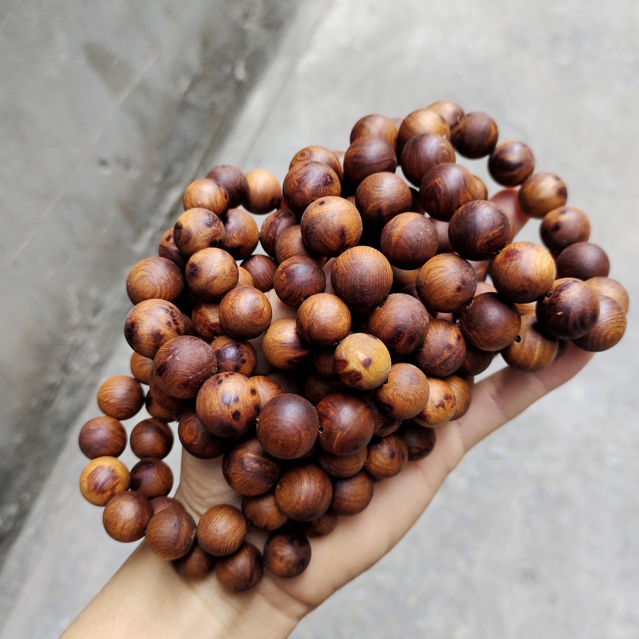 Vòng tay gỗ ngọc am thơm 14ly