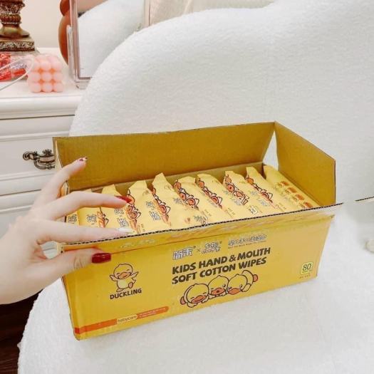 [Hoàn tiền 6%] Thùng 10 Gói Khăn Ướt Vịt Vàng  ( Thùng Giấy 1 Bịch 80 Tờ )