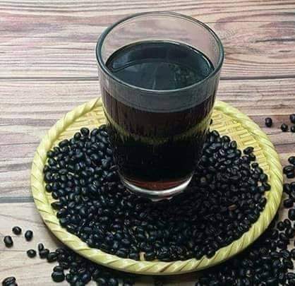 ĐẬU ĐEN LÒNG XANH (gói 500 gram)