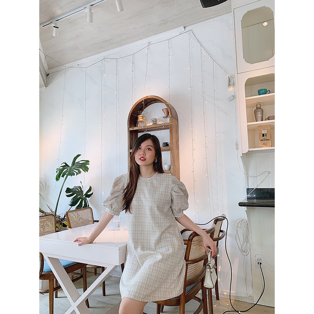 Đầm Suông Caro Phối Cổ Ren Kamong D086