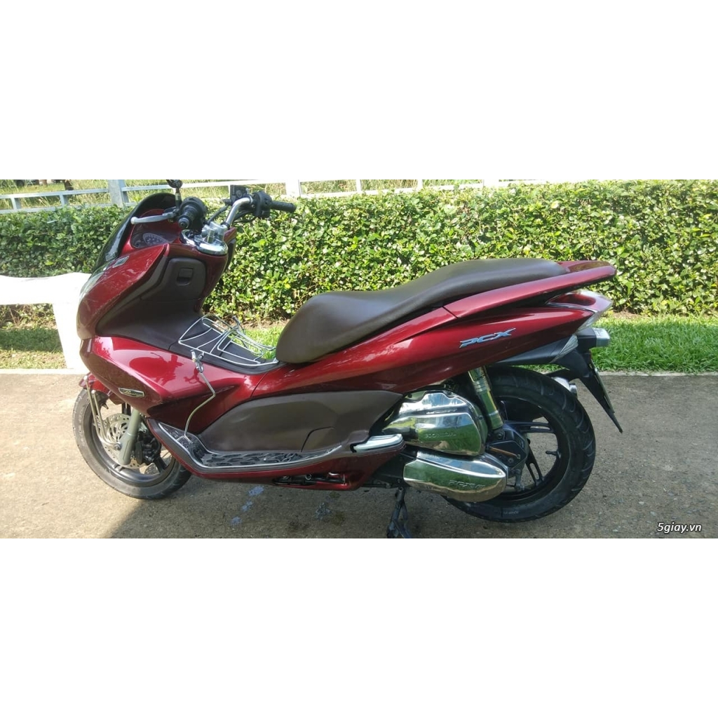 Chắn bùn trước rè trước pcx 2010-2011-2012 honda