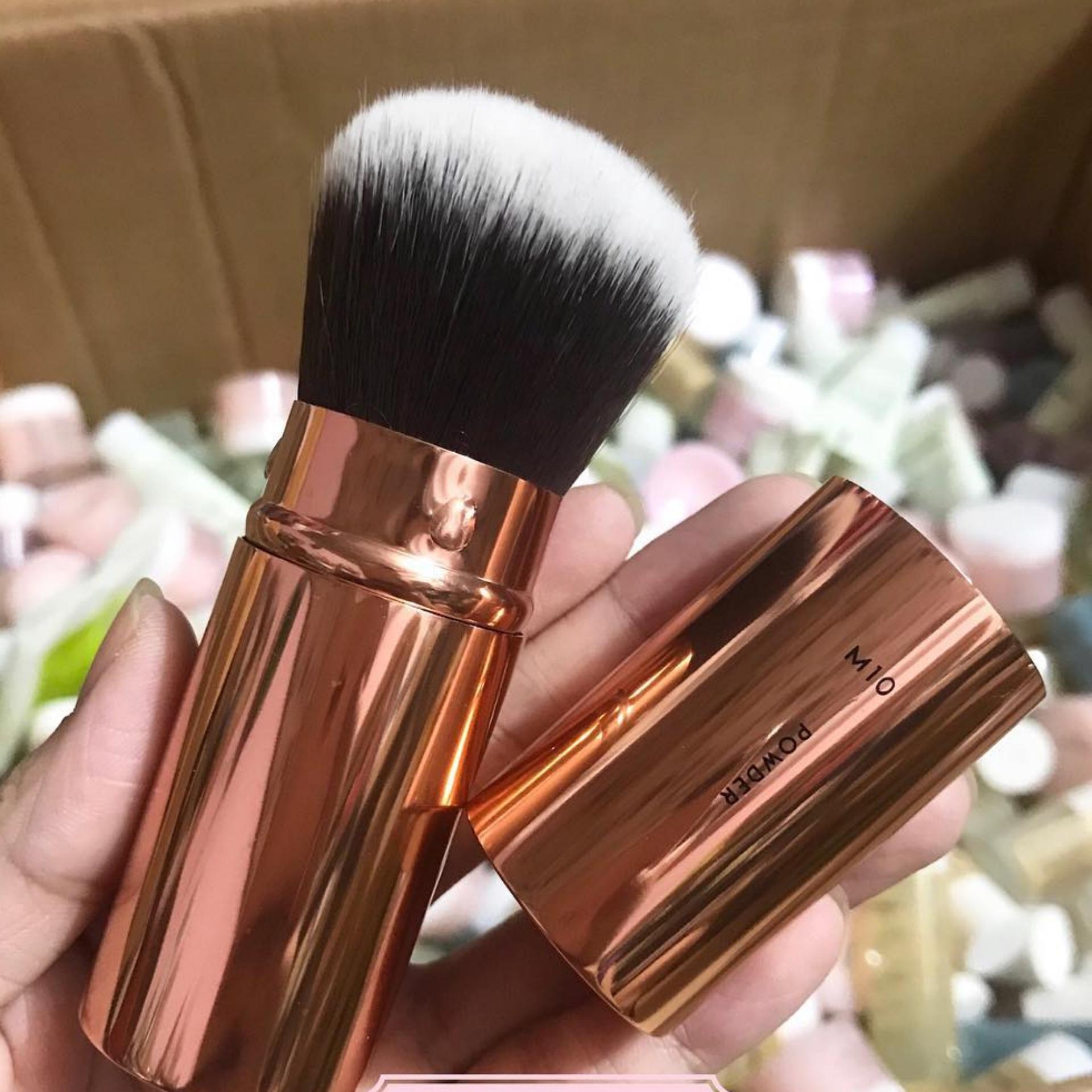 Cọ phủ dạng vặn có nắp Vacosi collection Pro-makeup M-10