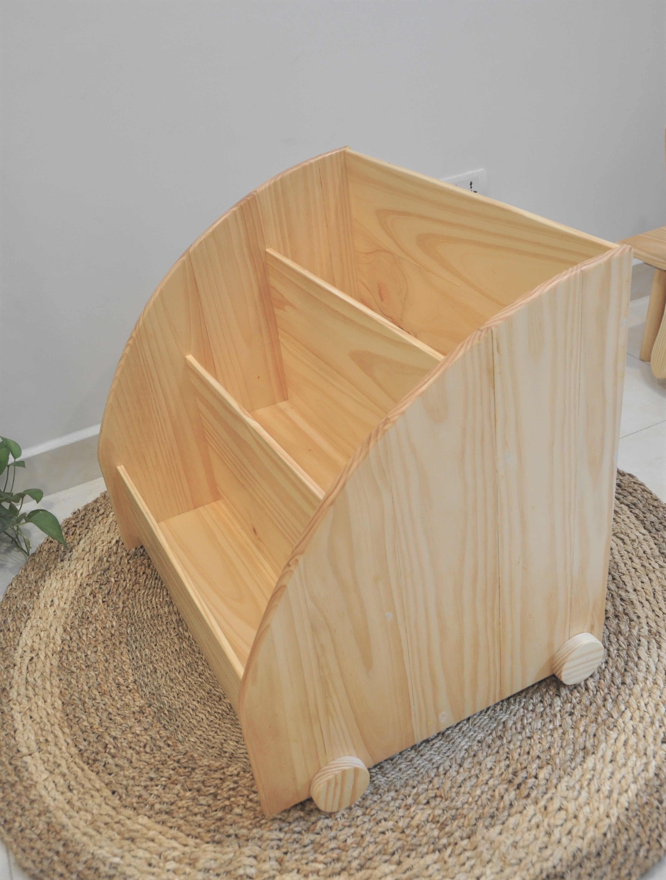 Kệ Sách Có Bánh Xe Momo II (Lớn) - Bebewood