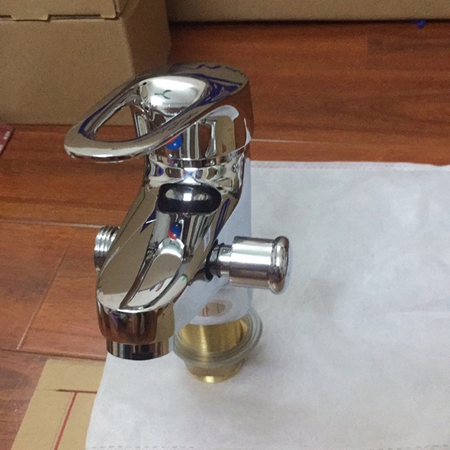 Vòi chậu liền sen tắm nóng lạnh cao cấp [Rẻ Vô Địch]