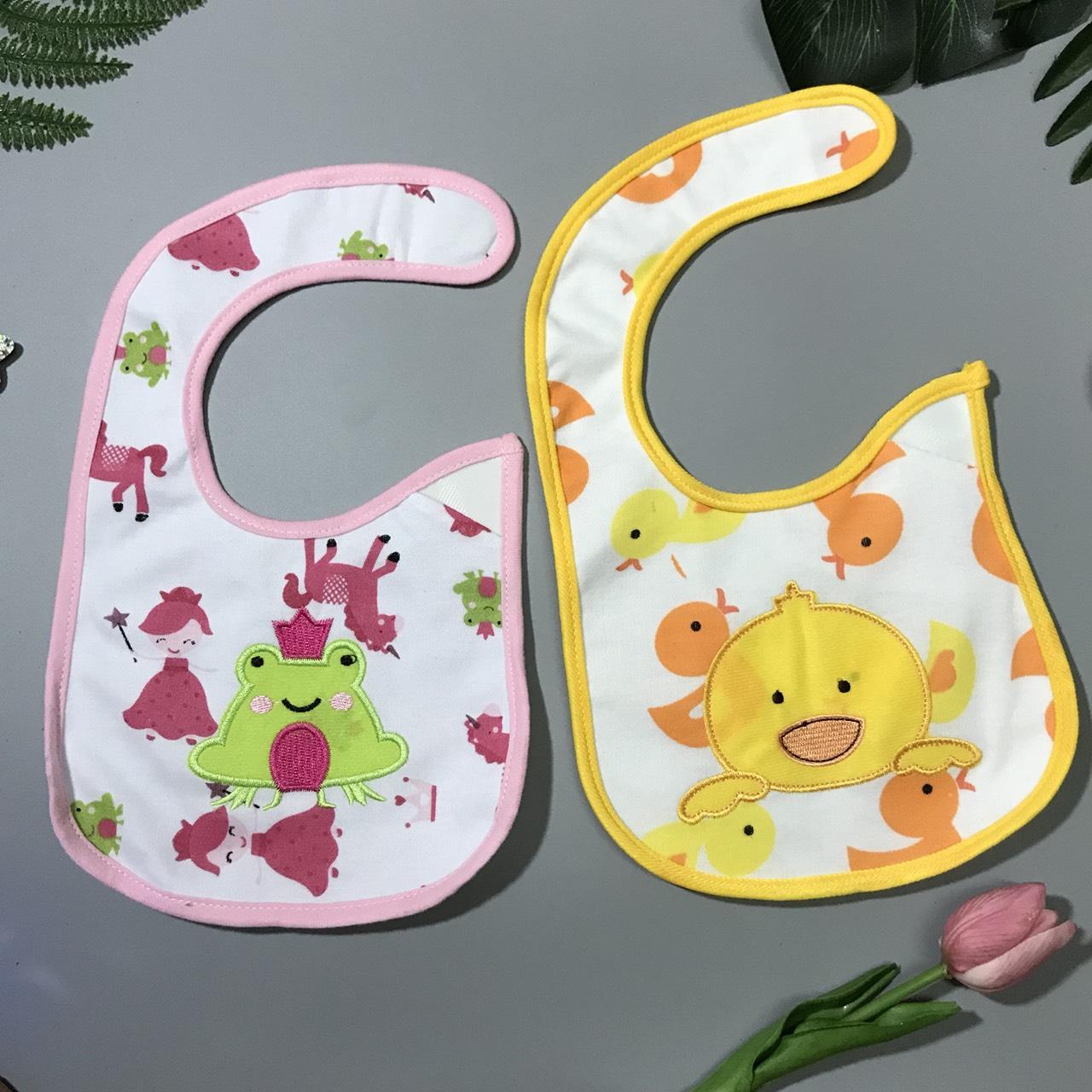 Yếm 3 lớp thêu thú siêu xinh cho bé