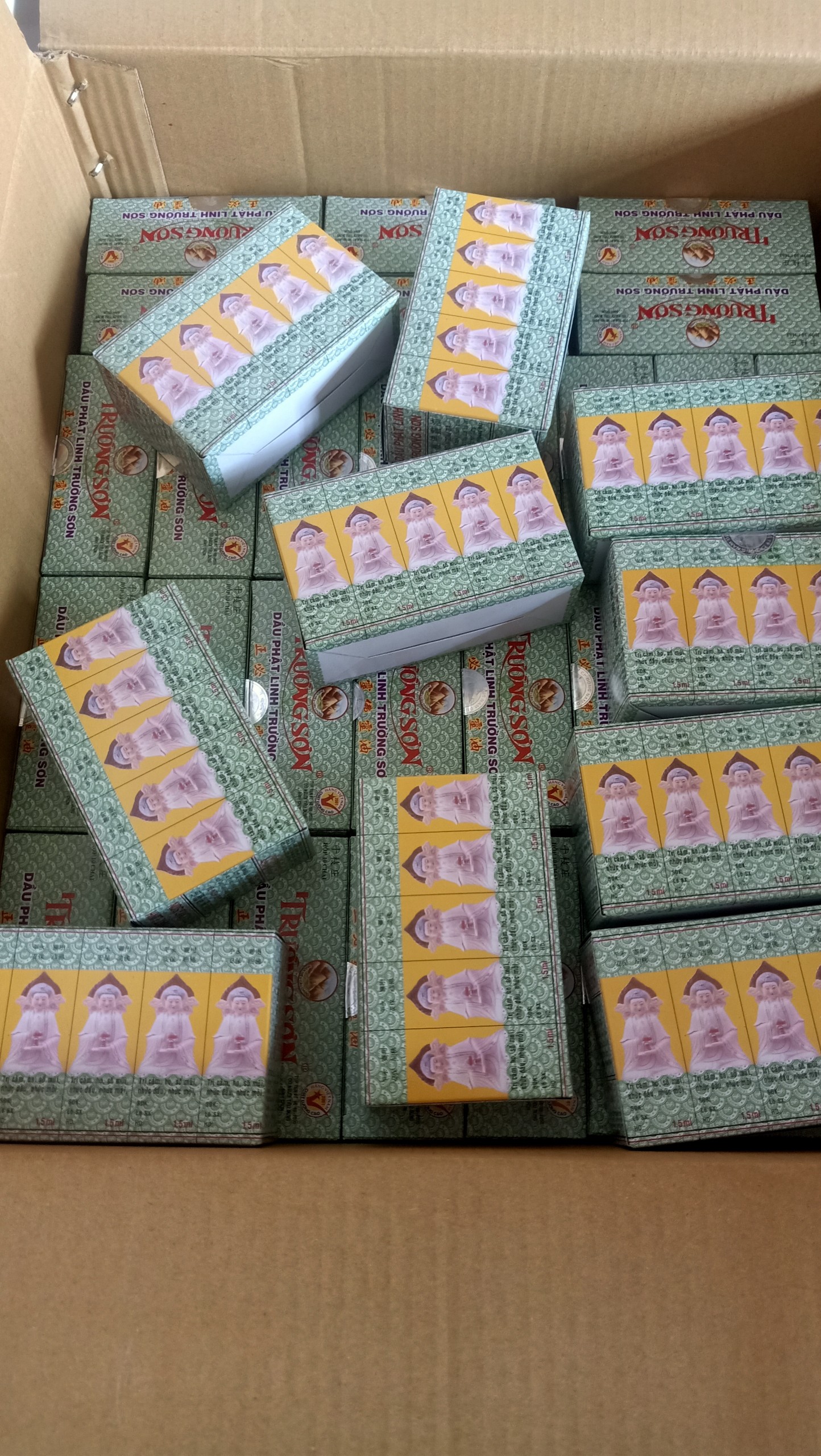 1 chai dầu phật linh 1.5ml có giá sỉ phân phối