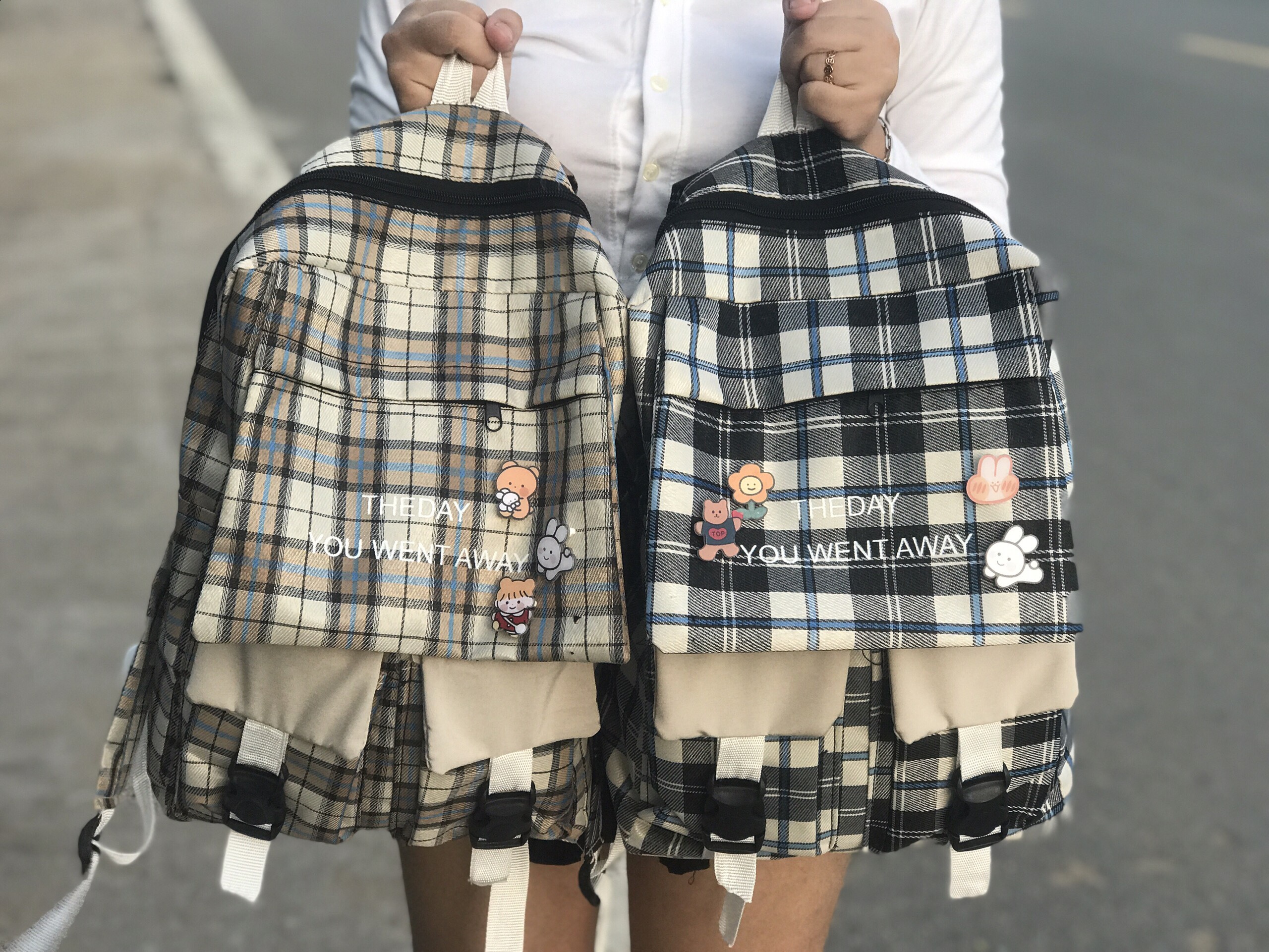 BALO CARO THE DAY VẢI KAKI (không kèm sticker)