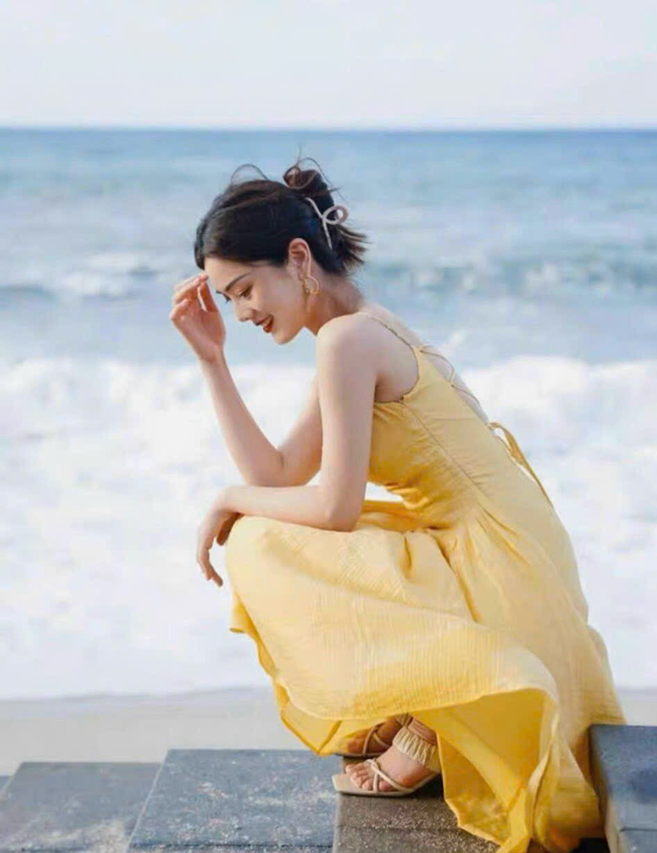 Đầm thiết kế 2 dây dáng dài đan dây lưng N5