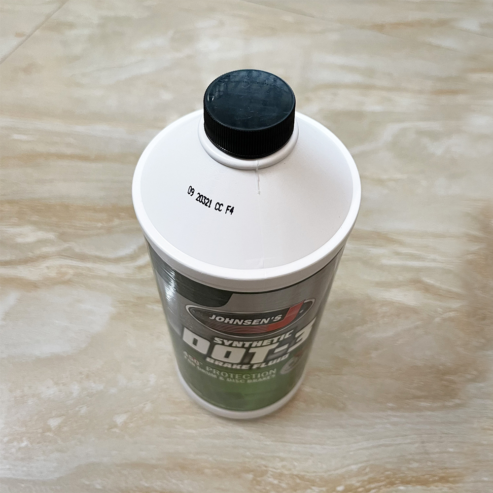 Dầu Thắng DOT 3 Johnsen Brake Fluid 946ml (Vàng)