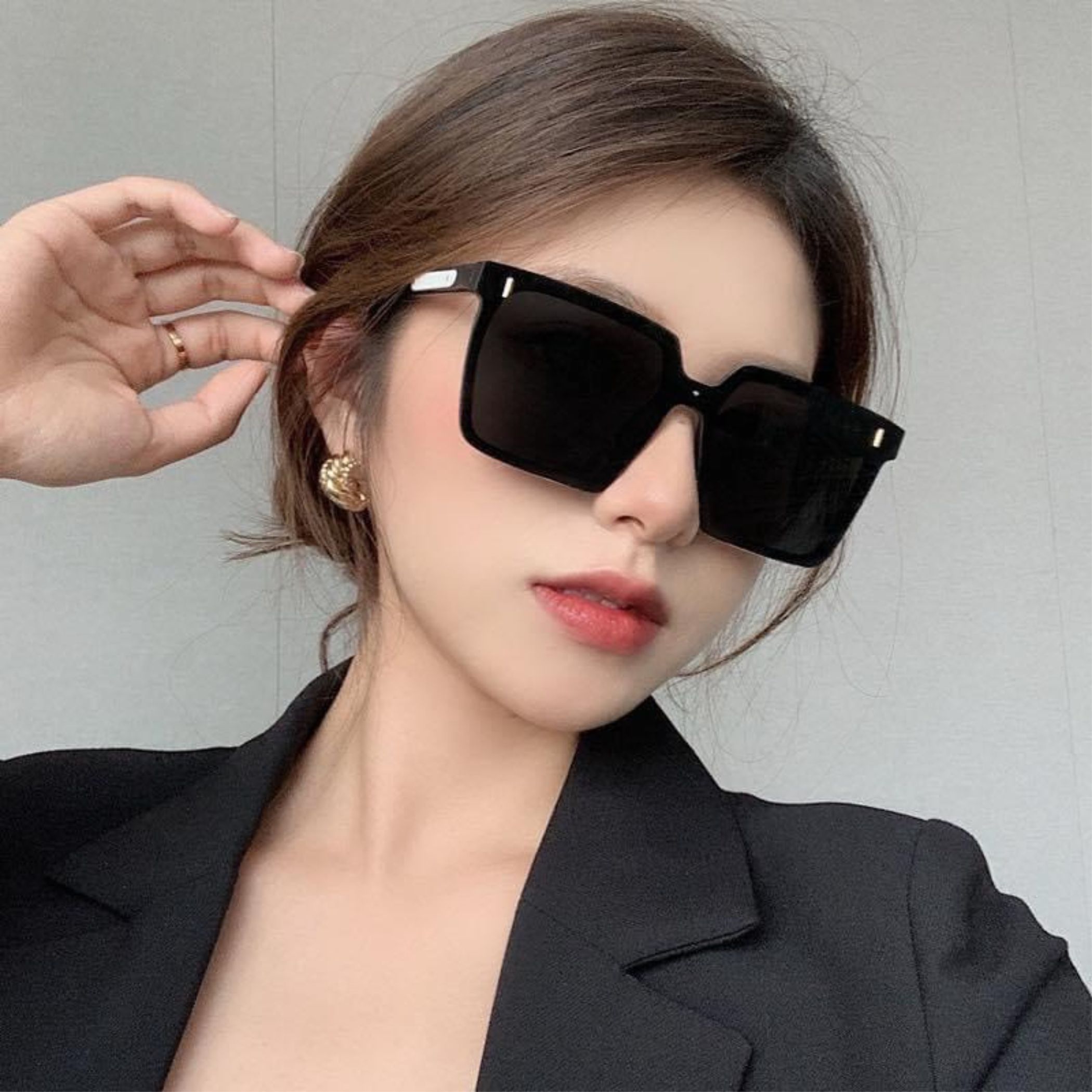 Kính mát râm mắt vuông thời trang cao cấp nam nữ