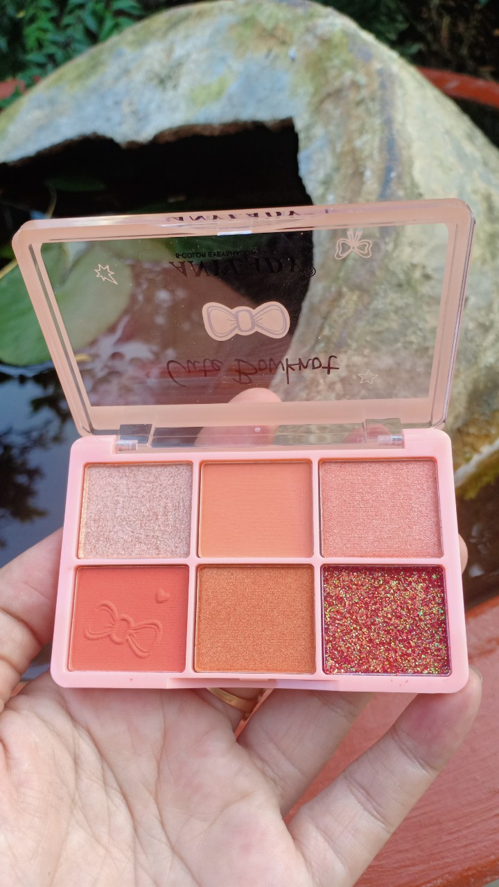 Phấn mắt Anylady Cute 6 ô