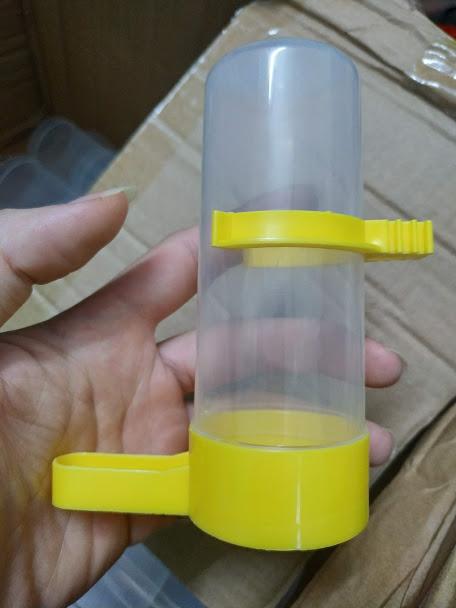 Cóng đựng thức ăn nước uống cho chim vẹt