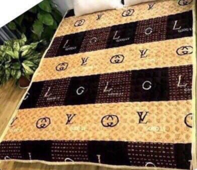 Thảm trải giường lông cừu 2mx2m2 (Nhiều mẫu lựa chọn)