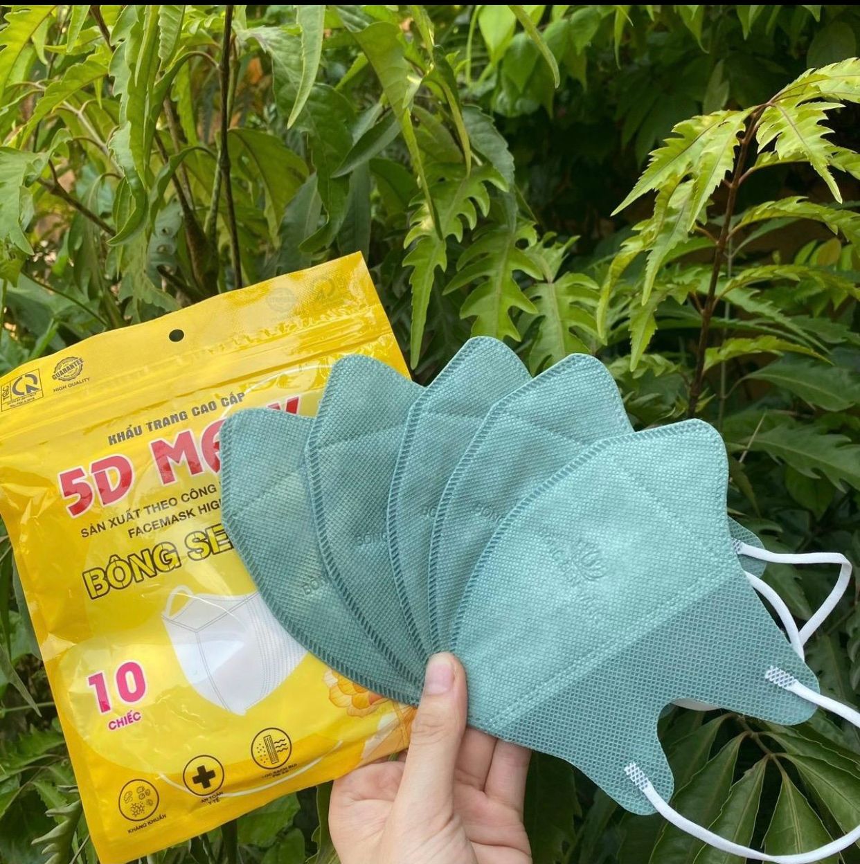Thùng 400c Khẩu Trang 5D Bông Sen Vàng