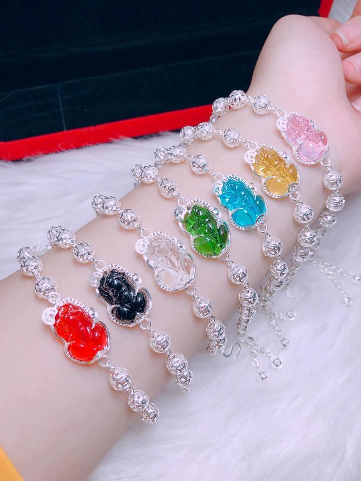 Lắc tay nữ tỳ hưu đá phong thuỷ đủ màu xanh đỏ trắng đen vàng hồng, bi kim tiền bạc ta,VÀNG BẠC AN CHI