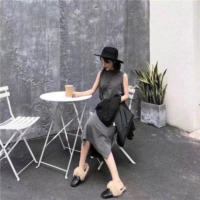 Váy len sát nách dáng suông cổ 2 phân phong cách