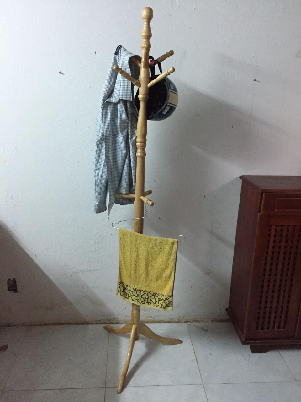 cây móc áo gỗ