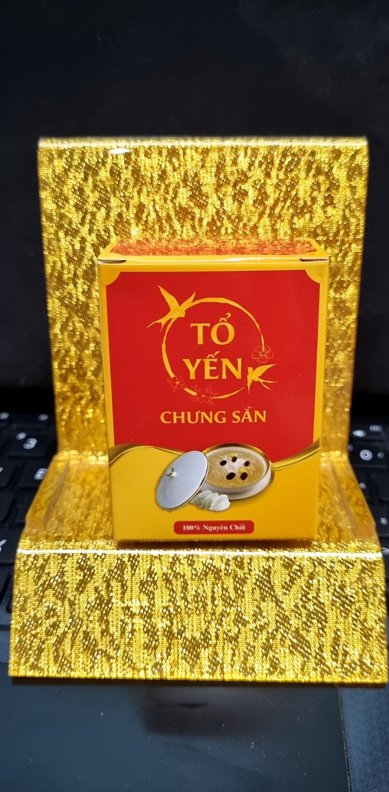 1 hộp giấy đựng 1 hủ yến chưng sẵn 70ml/ hôp 1 hủ 100ml