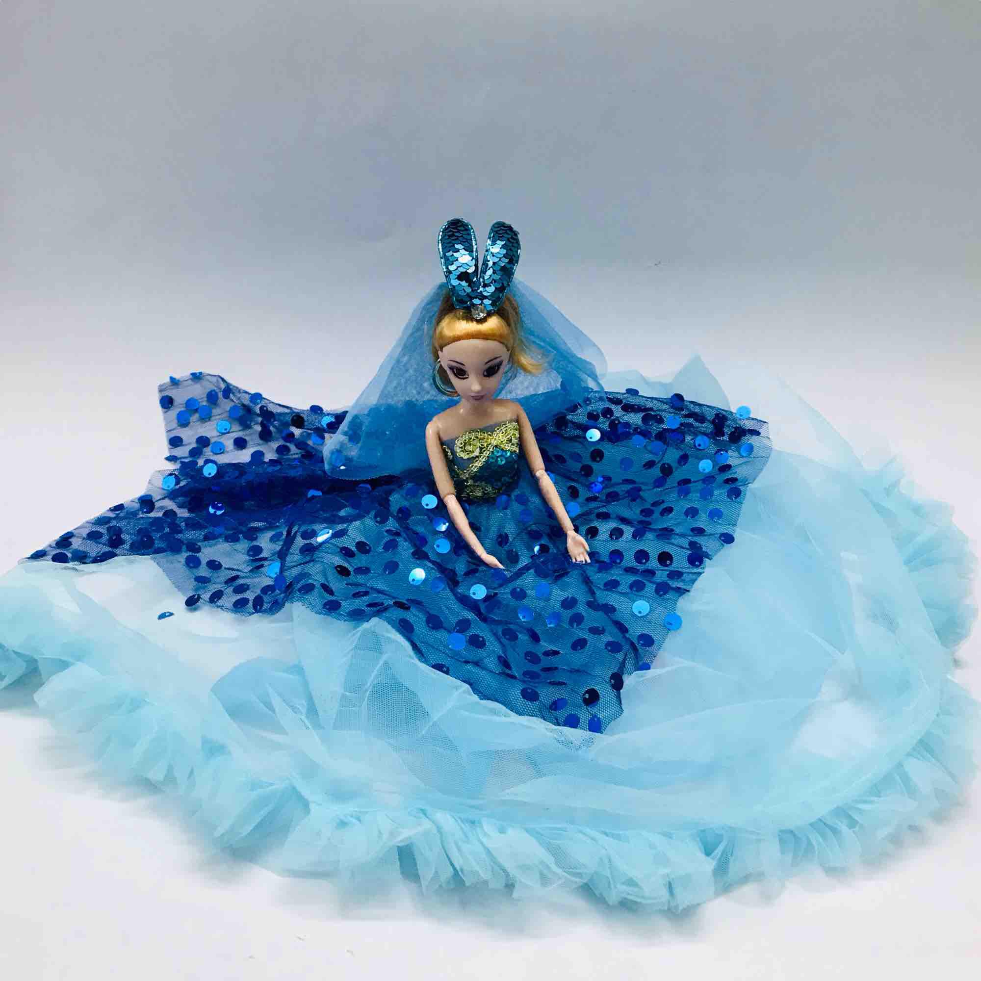 Búp bê móc khoá có khớp