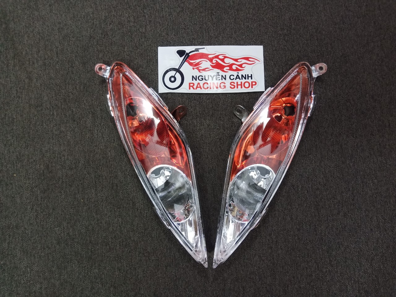 Cặp Đèn xi nhan exciter 2010 api