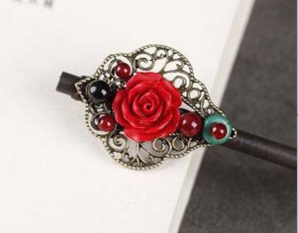 Trâm gỗ cài tóc nữ hoa đỏ thân gỗ phong cách cổ trang trung quốc đơn giản