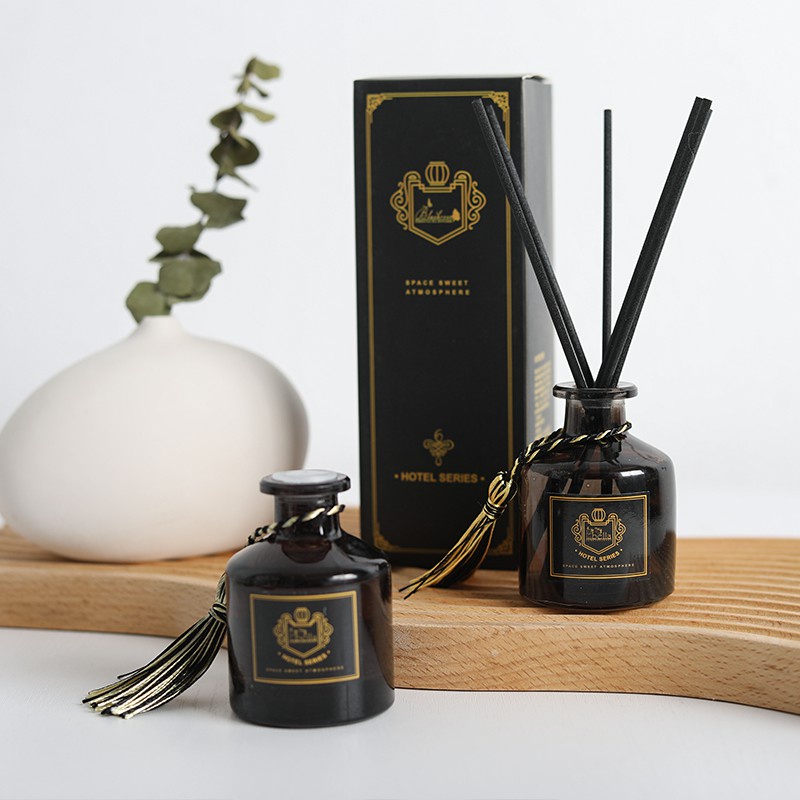 Tinh Dầu Thơm Phòng Que Gỗ Tự Khuếch Tán (CHAI ĐEN) 50mLHottrend