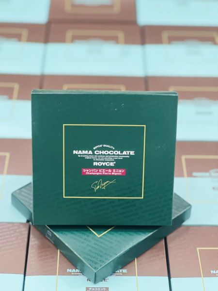 [GIAO 2H] Nama chocolate Royce Nhật Bản- Hoả tốc nội thành HCM( đá gel, bọc giữ nhiệt)