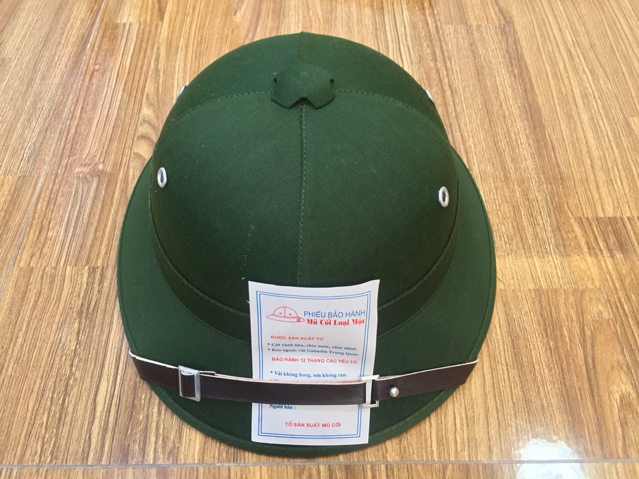 mũ cối xanh bộ đội tập quân sự