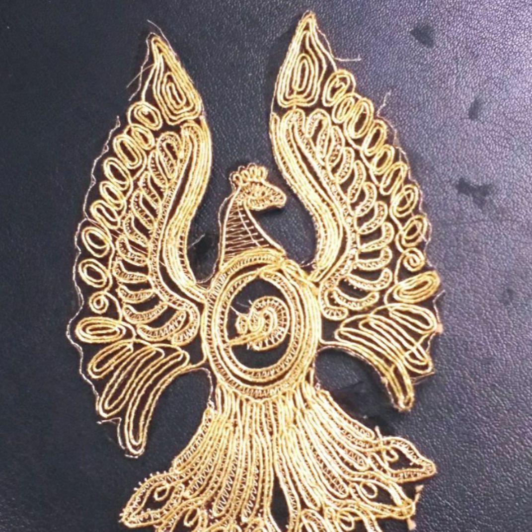Hình thêu trang trí may lên áo