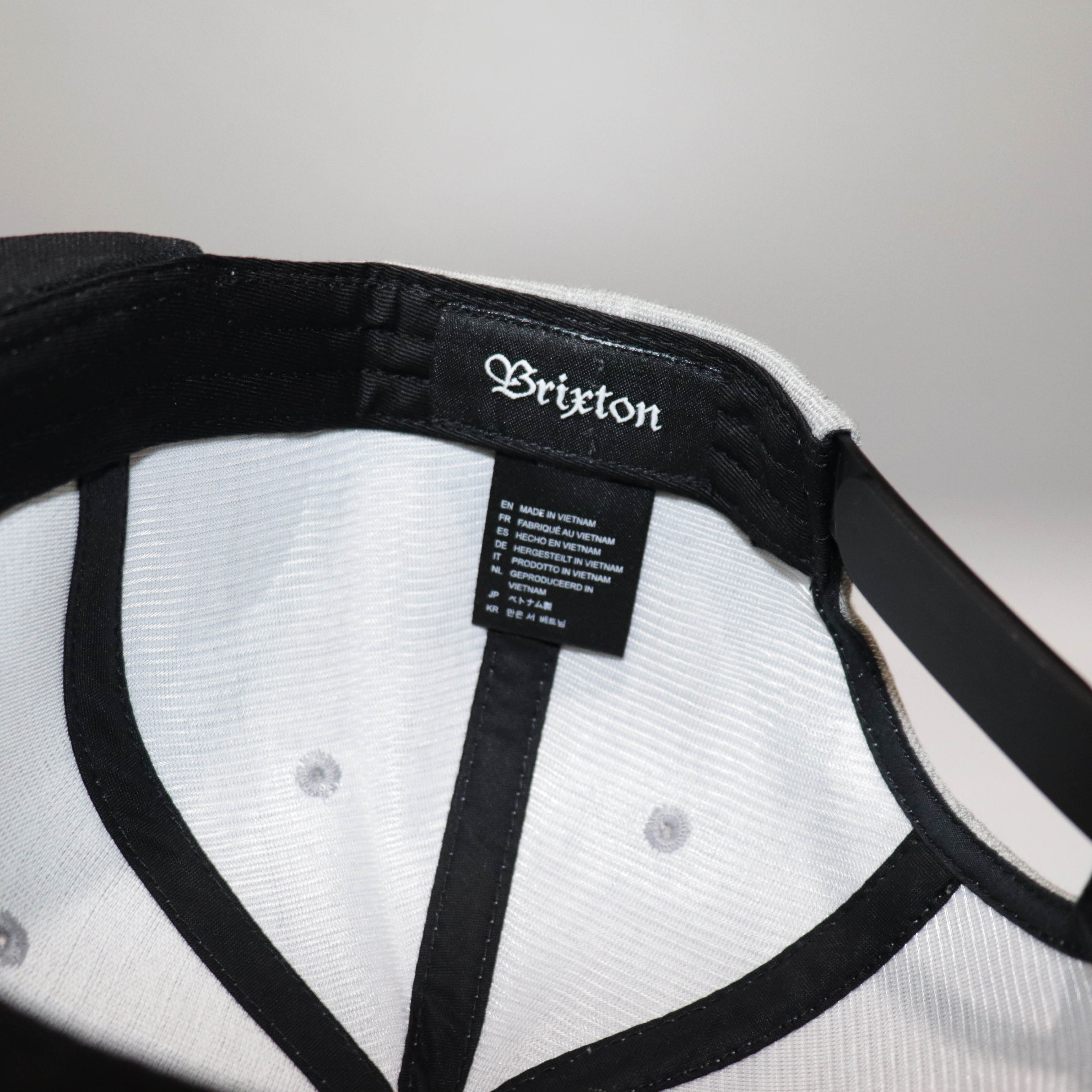 Nón Snapback NHS Brixton xám kết đen BRXĐ