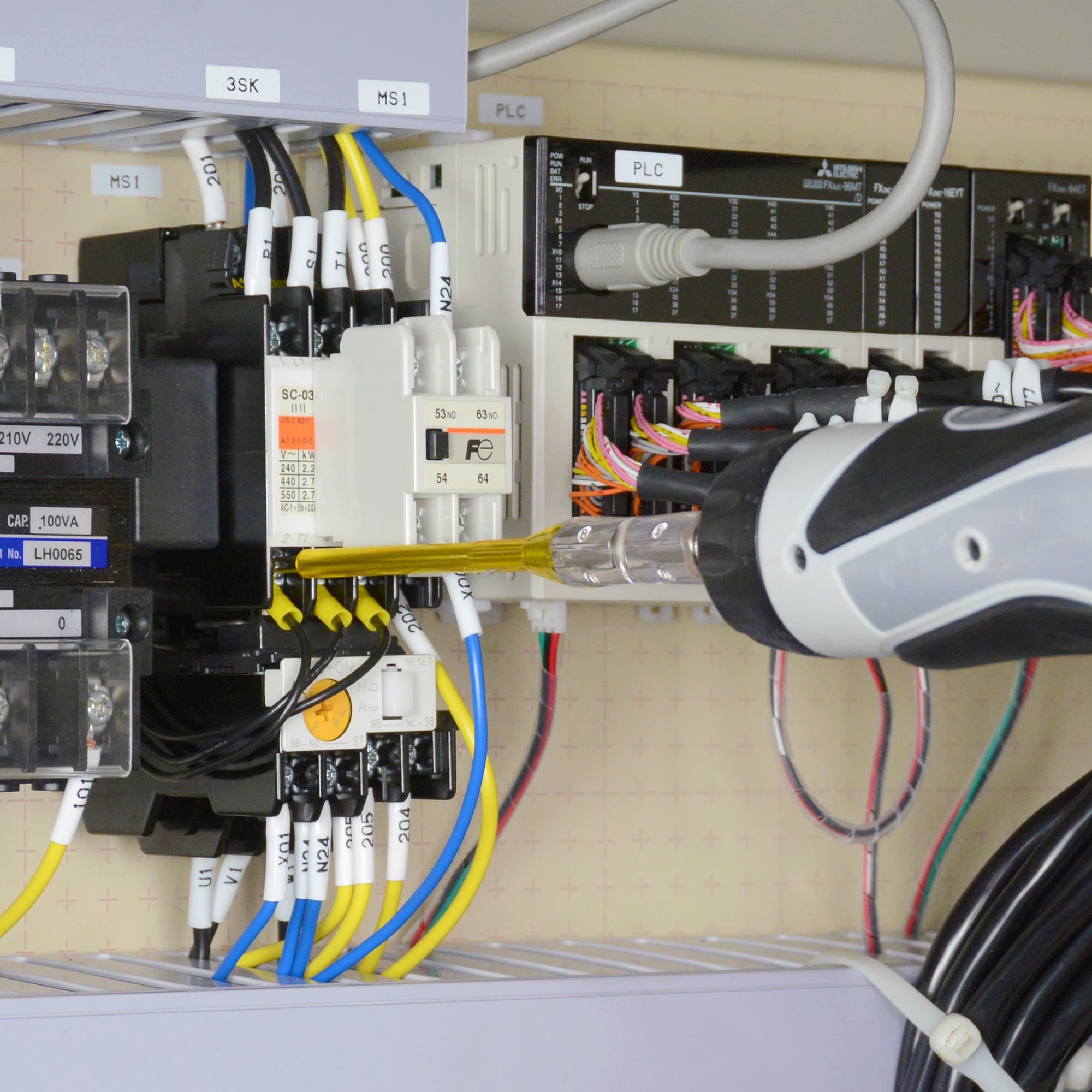 Mũi vít cách điện 1000V ph2x100 Anex AZM-2100