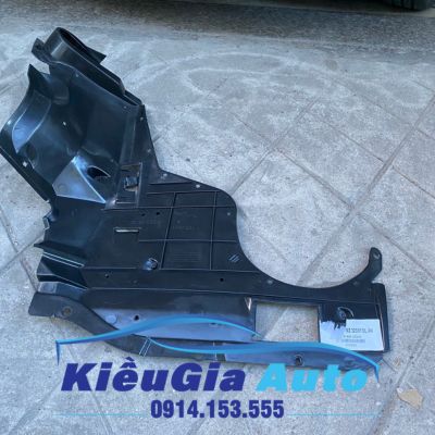 Chắn bùn gầm máy Ford Laser 1999-2005