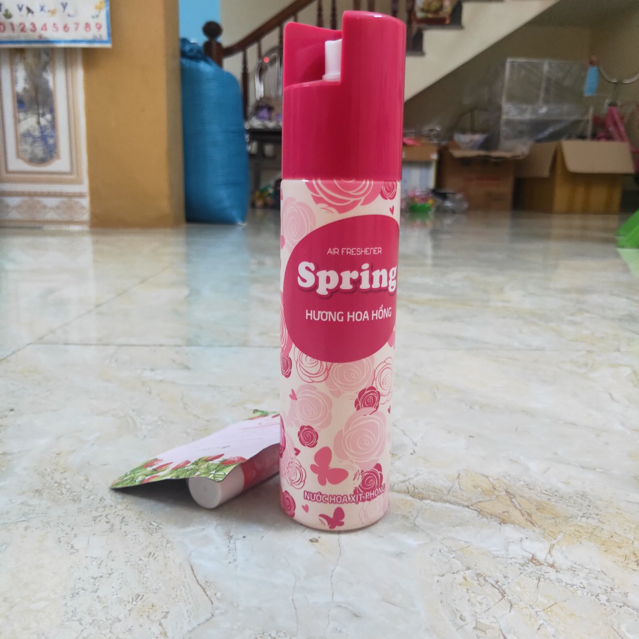 Nước hoa Xịt phòng Spring hương hoa hồng 280ml