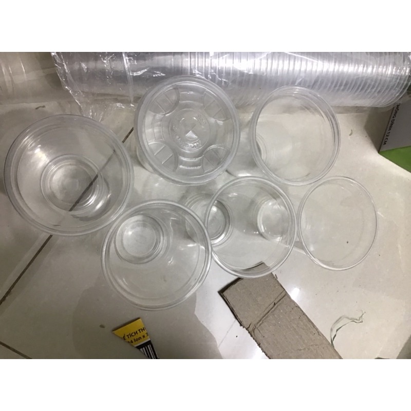 Cốc nhựa dùng 1 lần 500ml kèm nắp