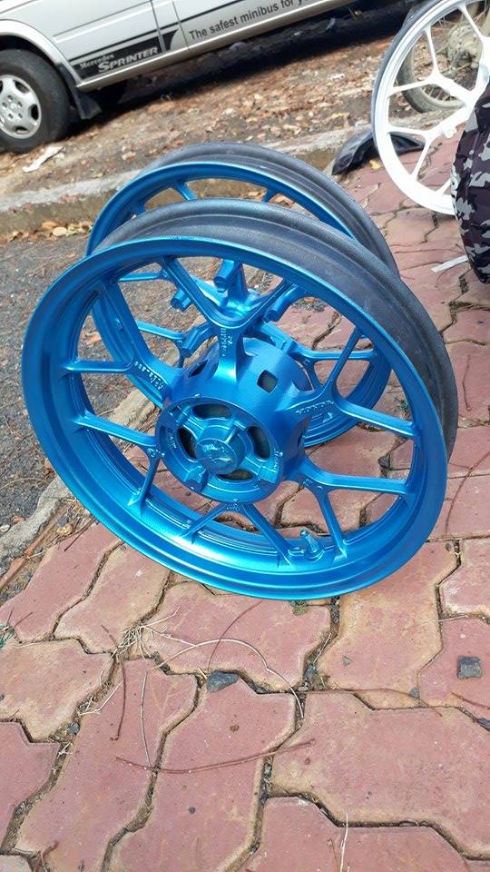 Sơn xịt samurai 2511 màu xanh đầm phá