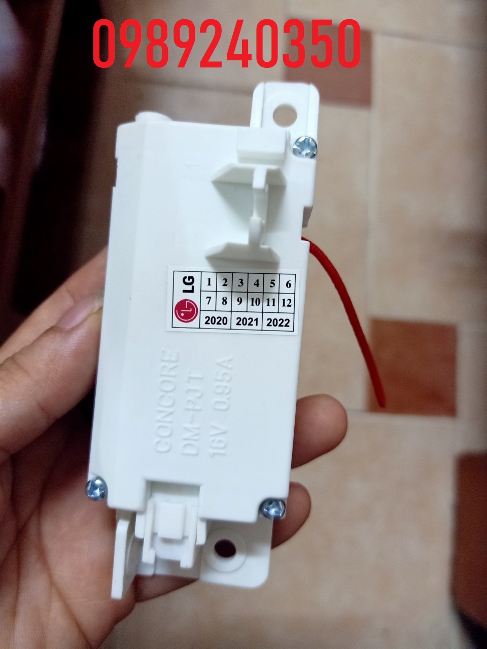 Công tắc khóa cửa máy giặt lg 12kg t2312dsav lồng đứng cửa trên