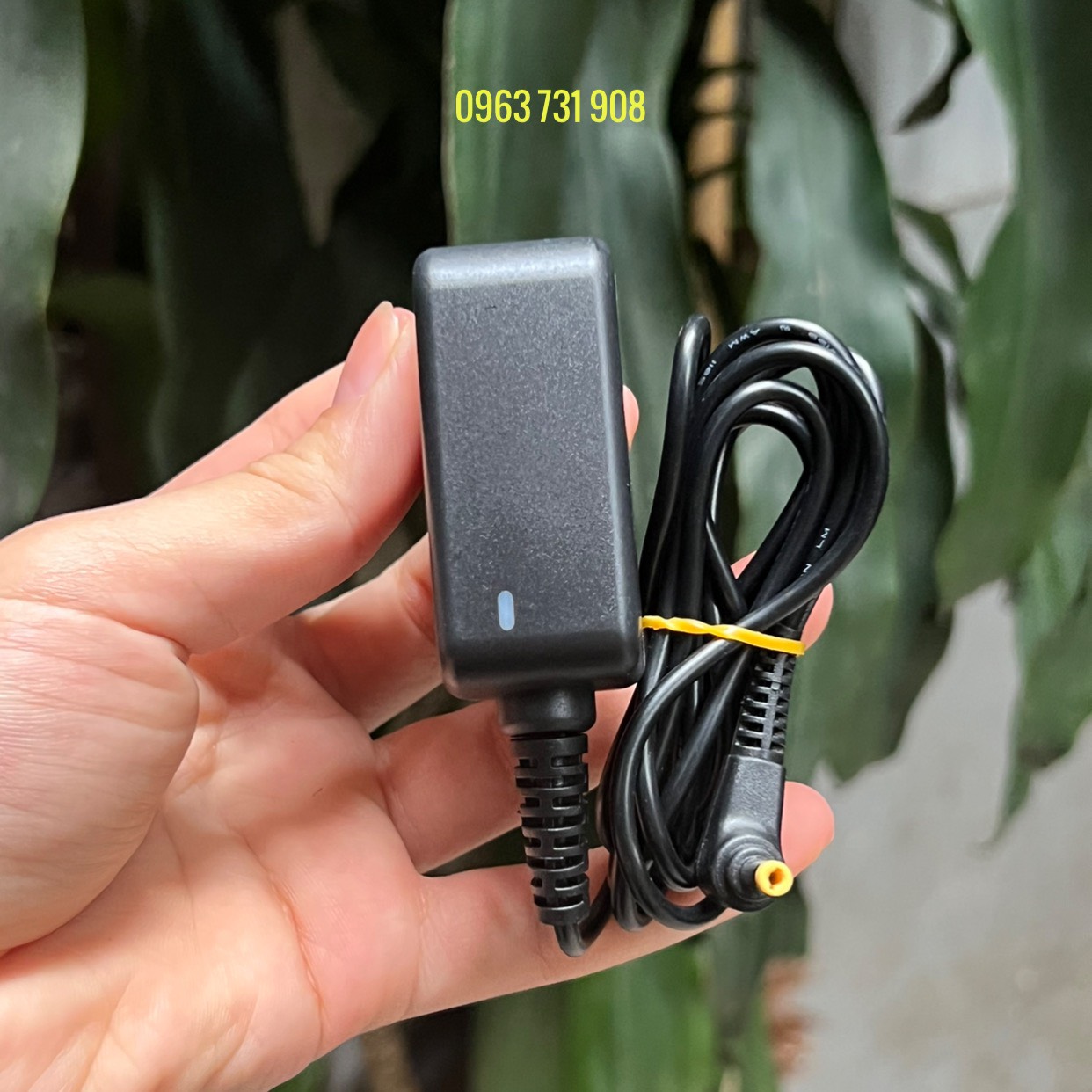Bộ đổi nguồn cho máy đo huyết áp Omron