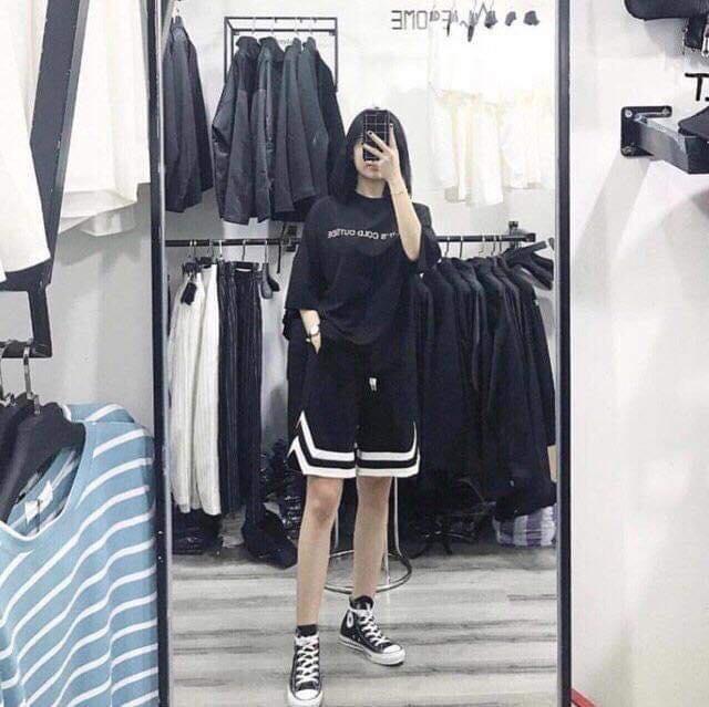 Quần sooc unisex chữ V 2 sọc siêu hot