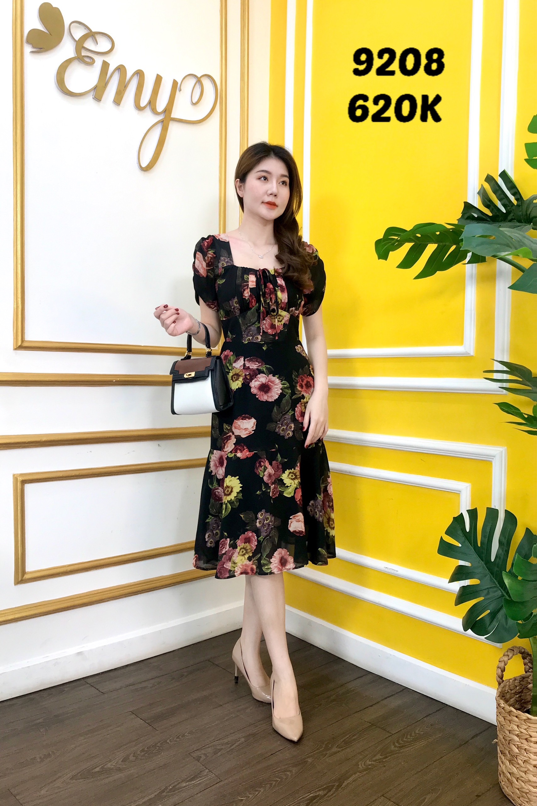 Đầm EMY EM9208 Xòe Hoa Cổ Vuông