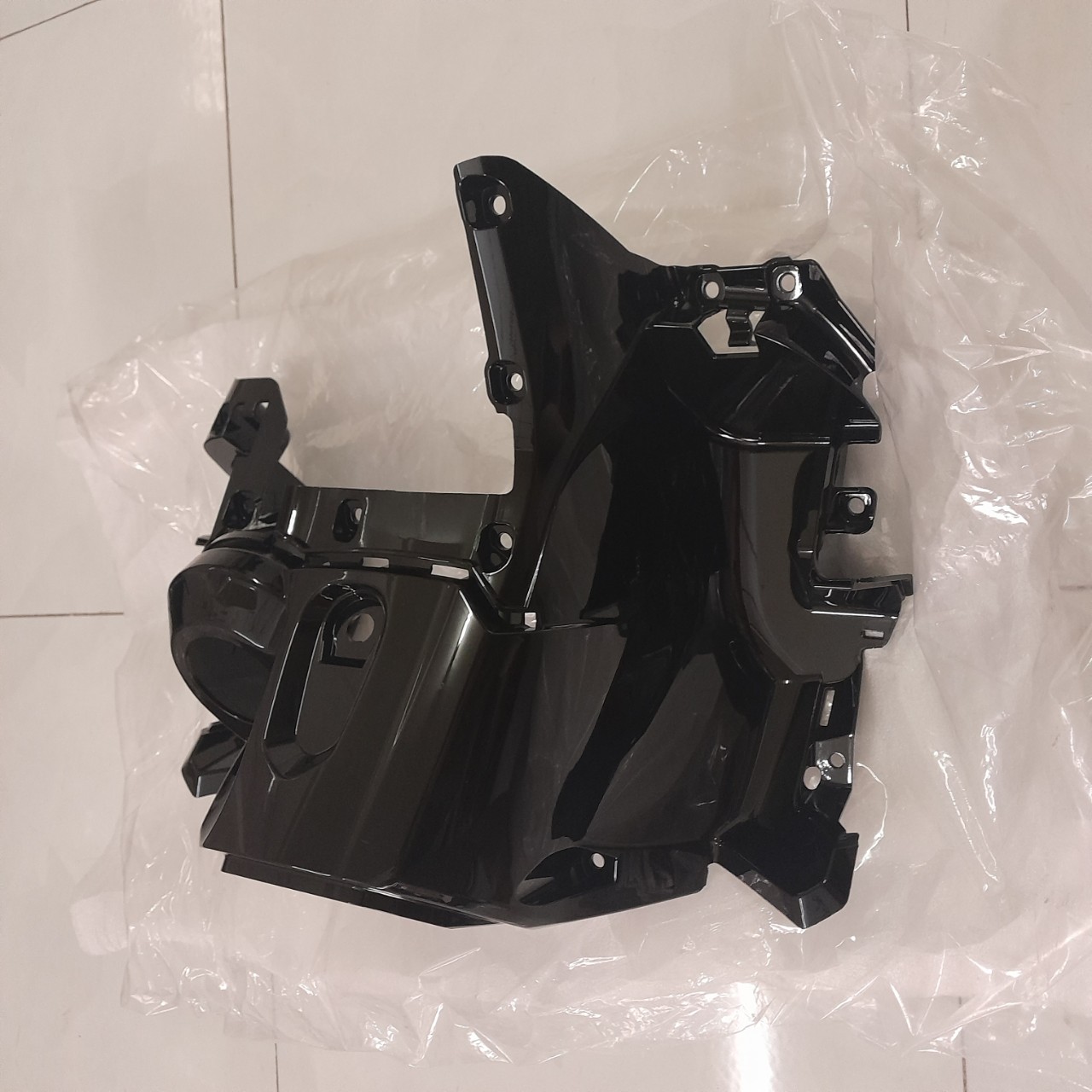 Yếm ổ khóa nouvo 6 màu đen bóng _ loan racing shop