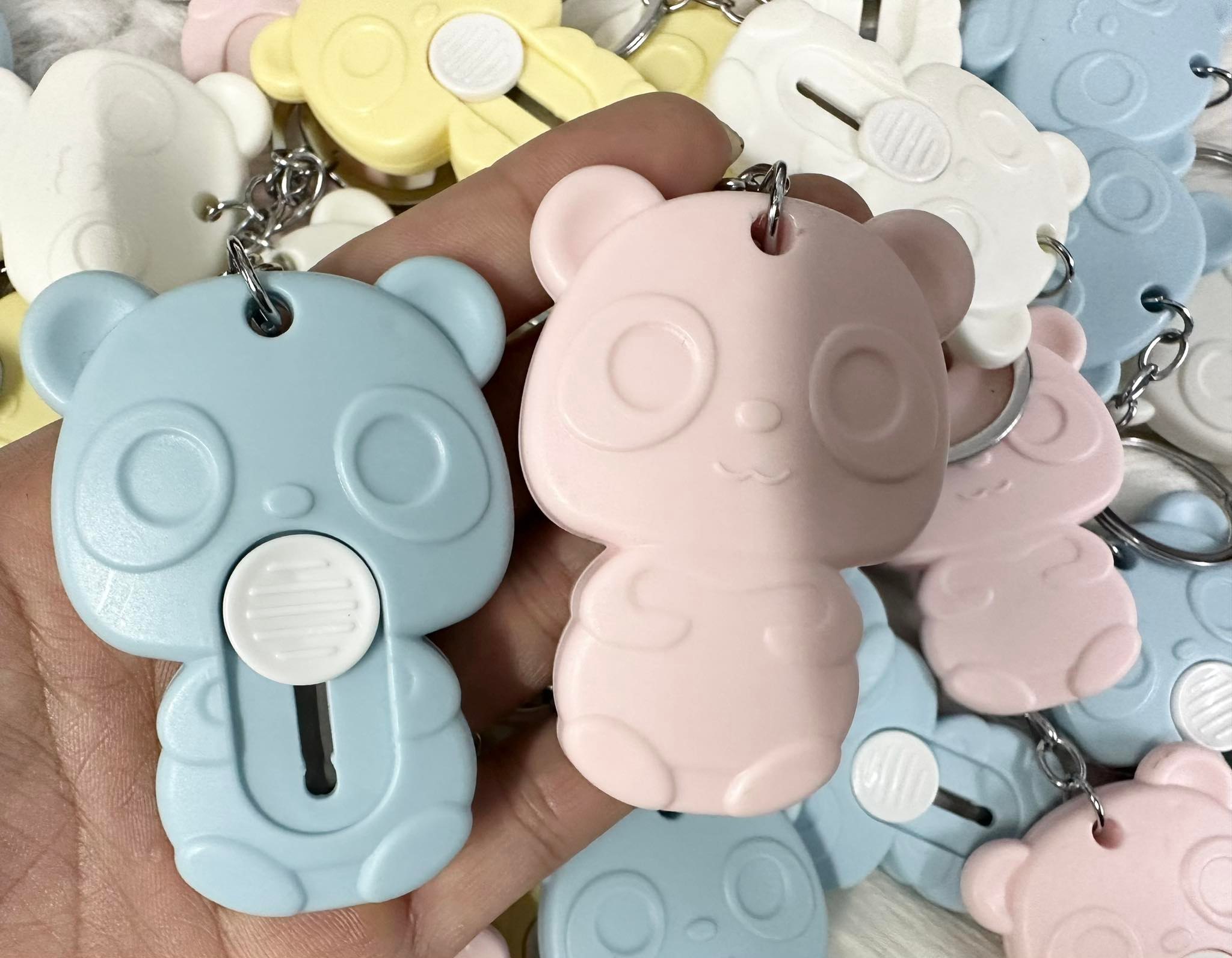 DAO RỌC GIẤY MINI DẠNG MÓC KHÓA