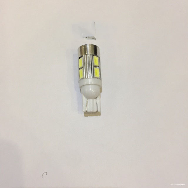 Đèn led xi nhan demi 10 tim